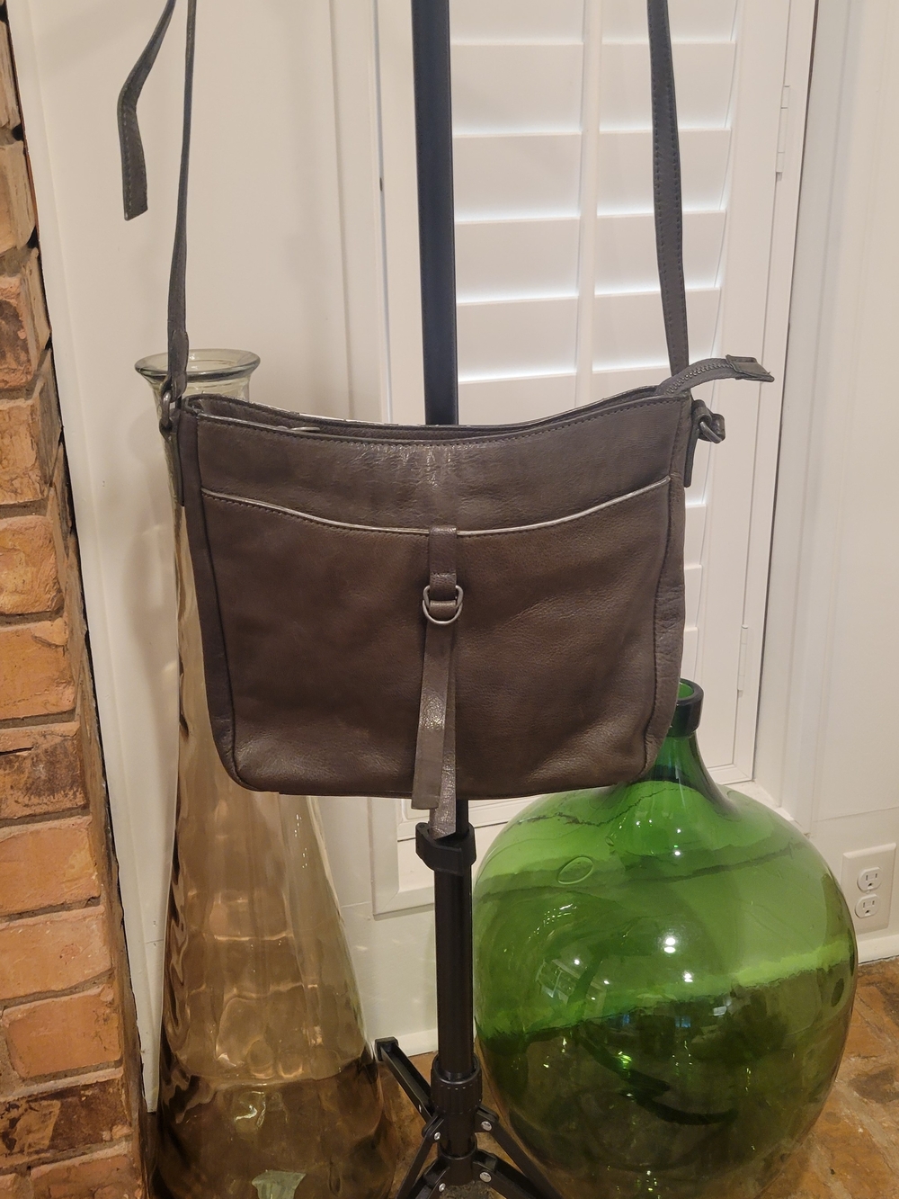 Lucky Brand Olive Green Leather Zip Wristlet